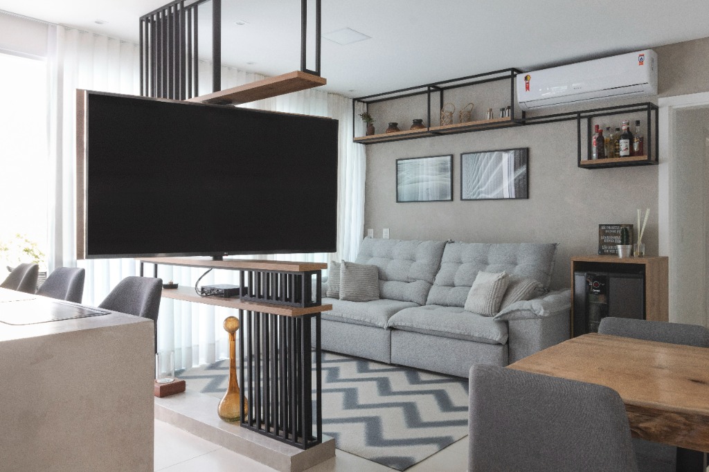Sala com painel TV